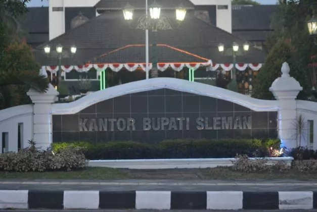  Sempat Menolak, Bupati Sleman Akhirnya Resmi Terapkan Aturan WFH Jumat bagi ASN