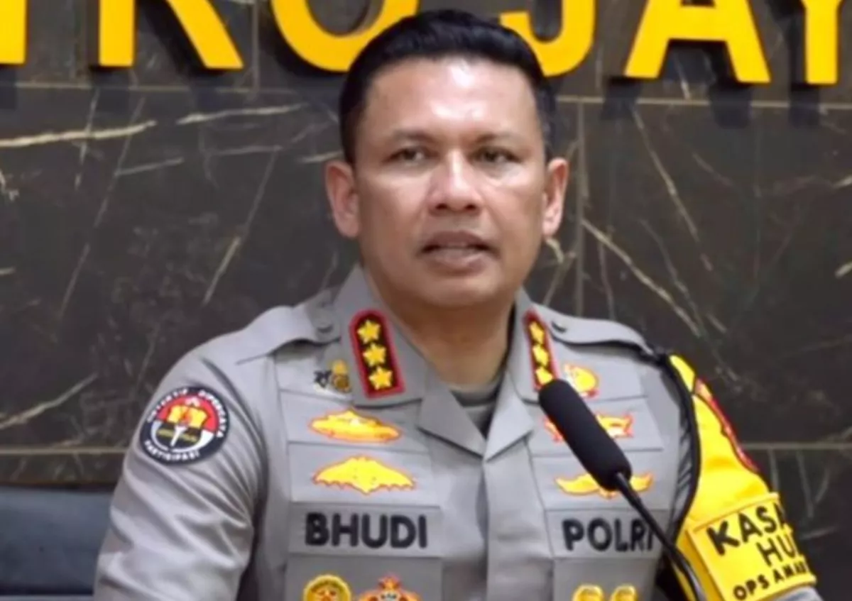 Catut Nama Pimpinan dan Peras Anggota DPR Rp300 Juta, 4 Pegawai KPK Gadungan Diringkus