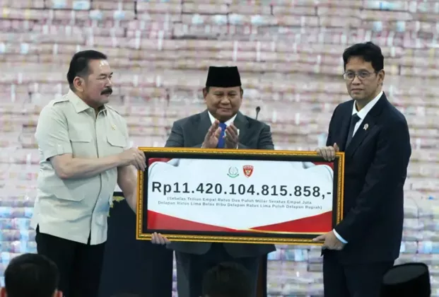 Kejagung Rampas Rp11,4 Triliun dari Tangan Koruptor, Prabowo: Negara Tak Boleh Kalah!