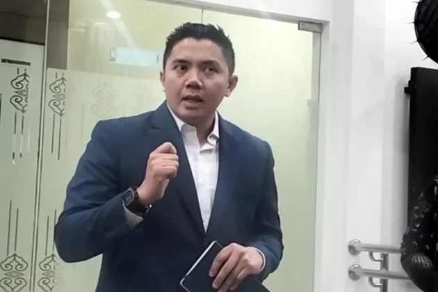 Seskab Teddy Jelaskan Alasan Prabowo Aktif Kunjungan ke Luar Negeri, Begini Katanya