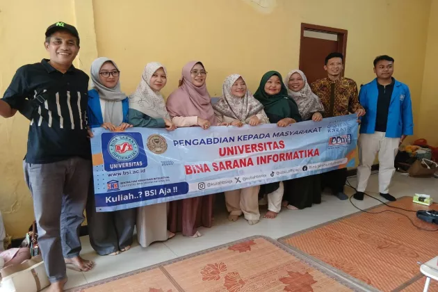 Dosen UBSI Latih Public Speaking Pengurus PKK Cendana untuk Tingkatkan Kapasitas Komunikasi