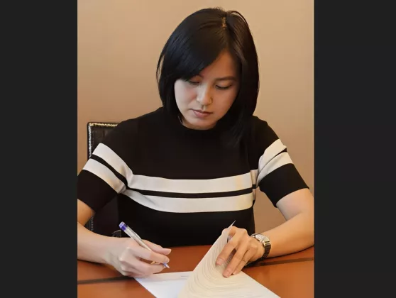 PROFIL YENNA YUNIANA Dirut PT Yasa Artha Trimanunggal: WANPRESTASI Rp65 M pada PT Pos Indonesia, MENANG TENDER Motor Listrik BGN Rp2,4 T 