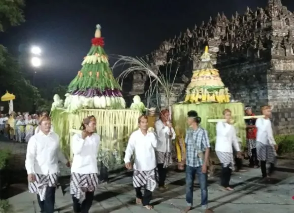 Perdana di Borobudur: Kirab Pusaka Nusantara 2026 Perkuat Narasi Warisan Budaya Hidup