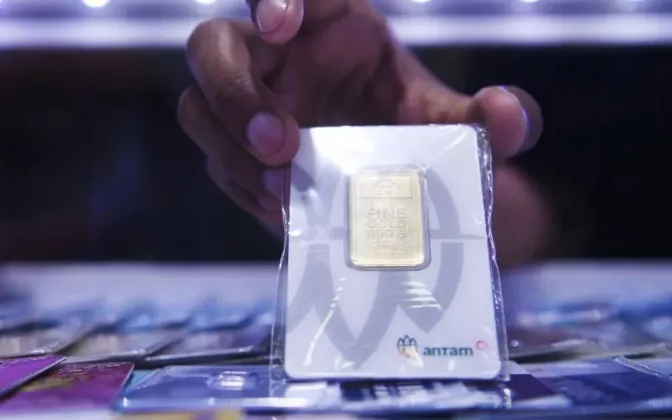 Update Harga Emas Antam Kamis Pagi: Turun Rp25.000 per Gram