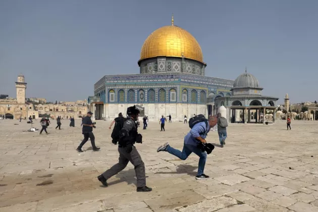 Al-Aqsa Membara: Indonesia dan 7 Negara Muslim Kutuk Pengibaran Bendera Israel