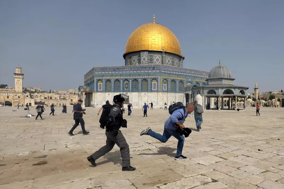 Al-Aqsa Membara: Indonesia dan 7 Negara Muslim Kutuk Pengibaran Bendera Israel