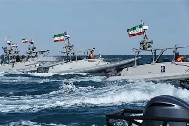 Trump Tebar Ancaman, Perintahkan Tembak Mati Kapal Iran di Selat Hormuz