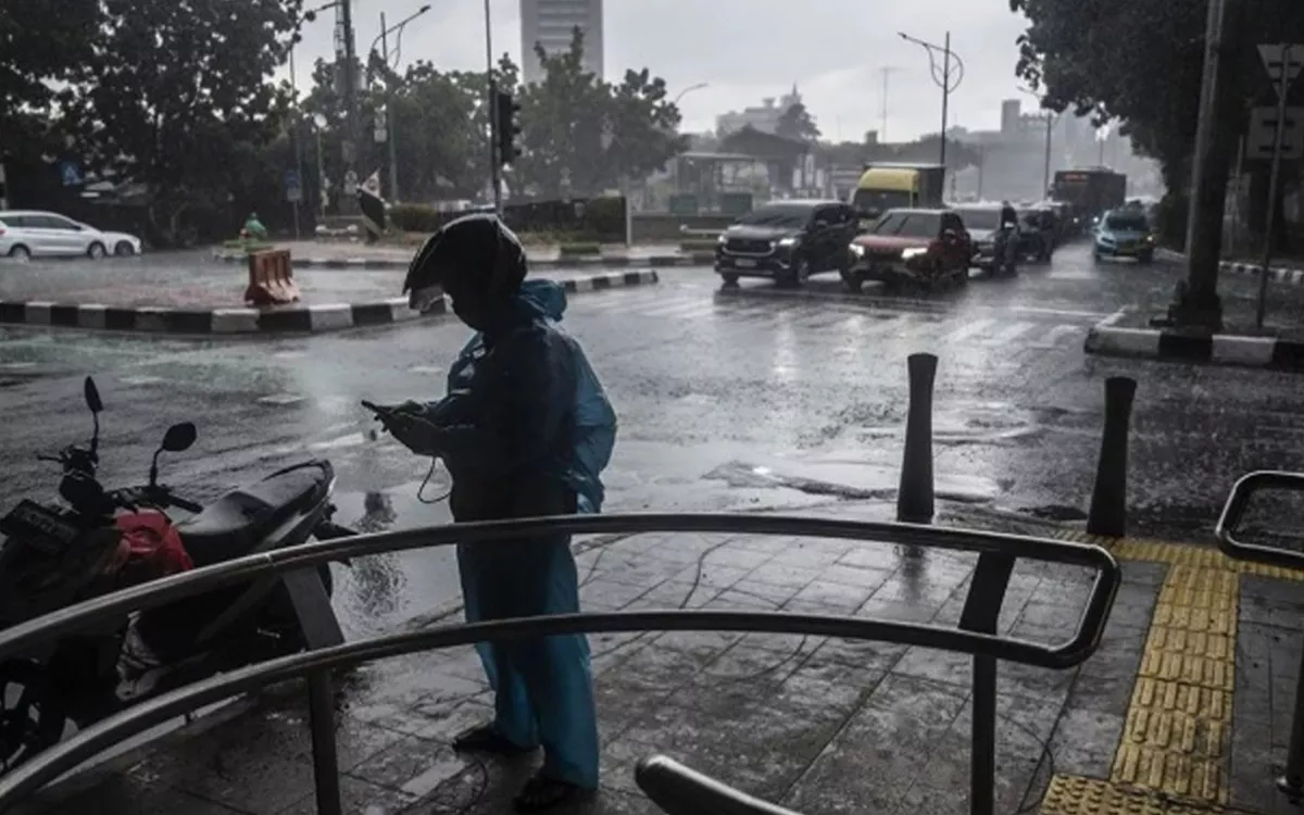 BMKG Prediksi Hujan Lebat di Berbagai Wilayah Indonesia Hari Ini, Cek Daftarnya