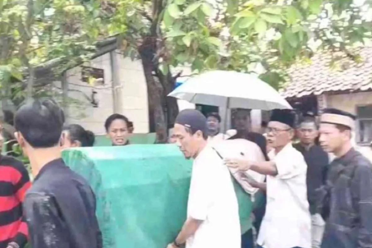 Kisah Duka di Balik Kecelakaan Kereta Bekasi, Sosok Guru Dikenang Keluarga