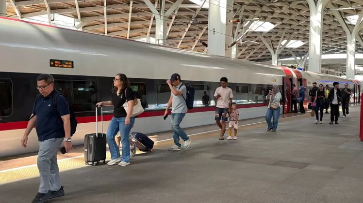 Peneliti, Pengusaha, dan Pengembang Ceritakan Dampak Whoosh bagi Lingkungan dan Ekonomi Wilayah