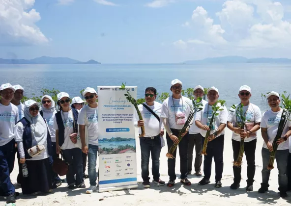 PERURI Bersama 14 BUMN Perkuat Komitmen Keberlanjutan melalui Program Kolaborasi TJSL di Raja Ampat