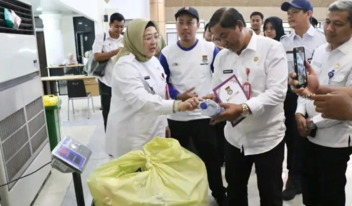 Pemkab Tangerang Operasikan 7 Bank Sampah di Kawasan Puspem