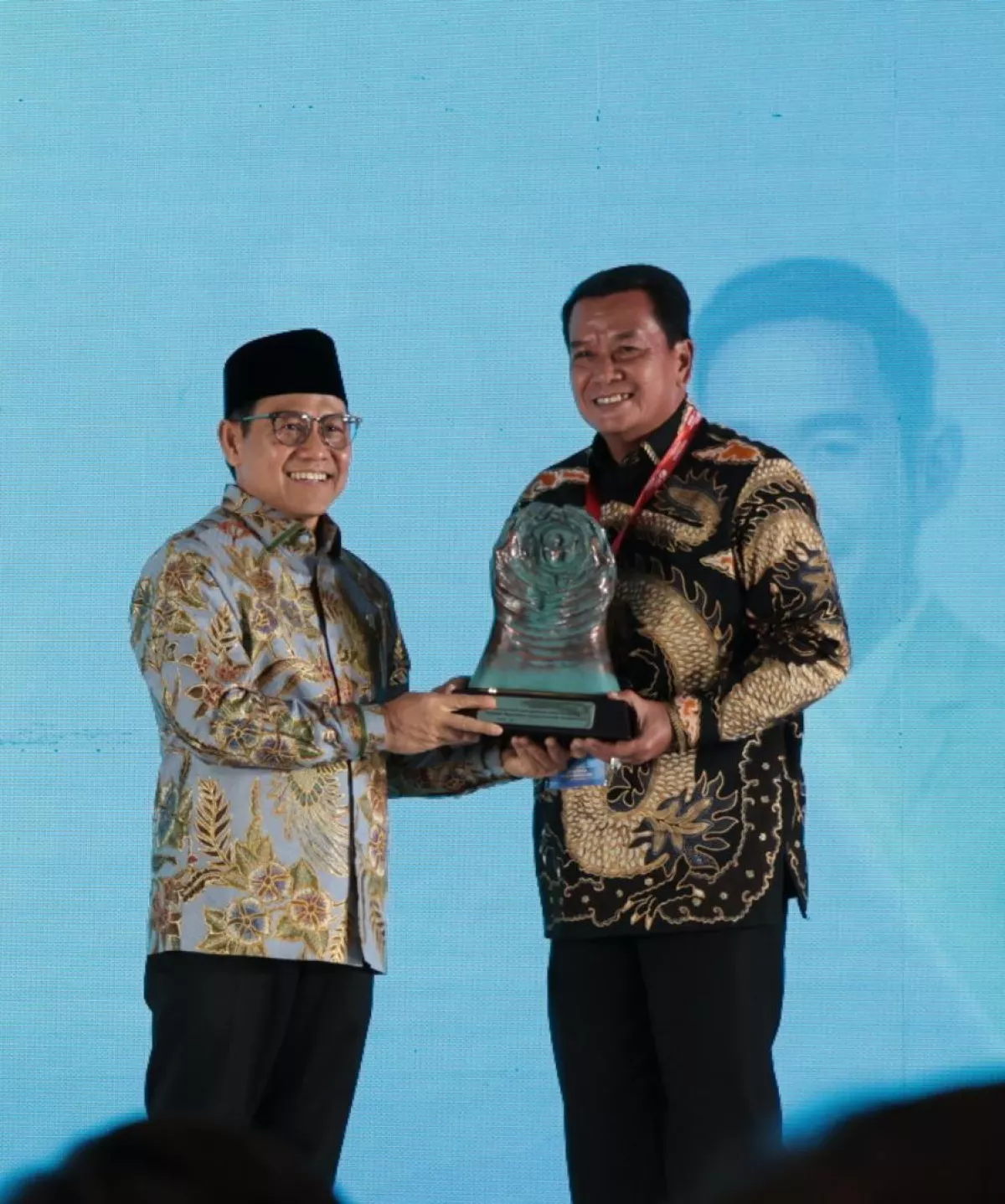 Raih Paritrana Award 2025, Bupati Tangerang Tegaskan Komitmen Pemkab Tangerang Tingkatkan Cakupan Perlindungi Pekerja Rentan