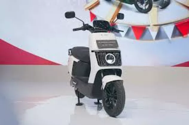 Polytron Bikin Motor Listrik Makin Kalcer, Gen Z Diajak Desain FOX 200 dengan Hadiah Motor Eksklusif