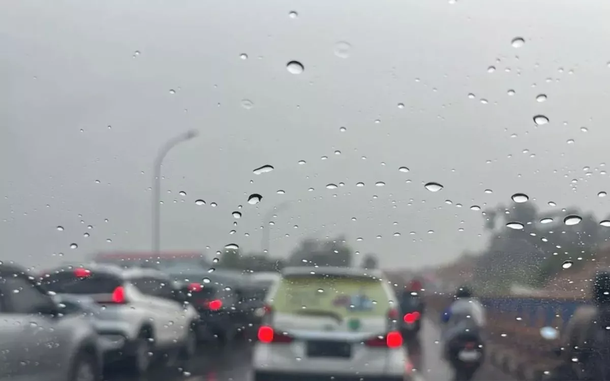 Update Cuaca Indonesia Hari Ini: BMKG Prediksi Hujan dan Kabut di Sejumlah Daerah