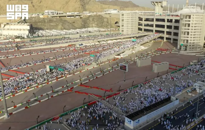 Fasilitas Jamarat Modern: Desain Genius yang Membuat Lempar Jumrah Jadi Aman dan Bebas Macet