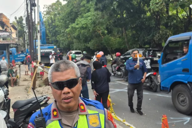 Akhirnya Dibuka! Jalan Ambles Lenteng Agung Bisa Dilalui Lagi, Macet 5 Km Mulai Terurai