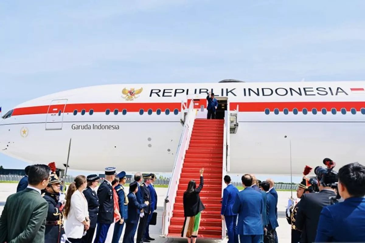 Presiden Prabowo Bertolak ke Tanah Air Usai Rampungkan Agenda Kenegaraan di Paris