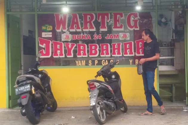 Harga BBM Naik, Pelanggan Warteg Beralih ke Menu Hemat
