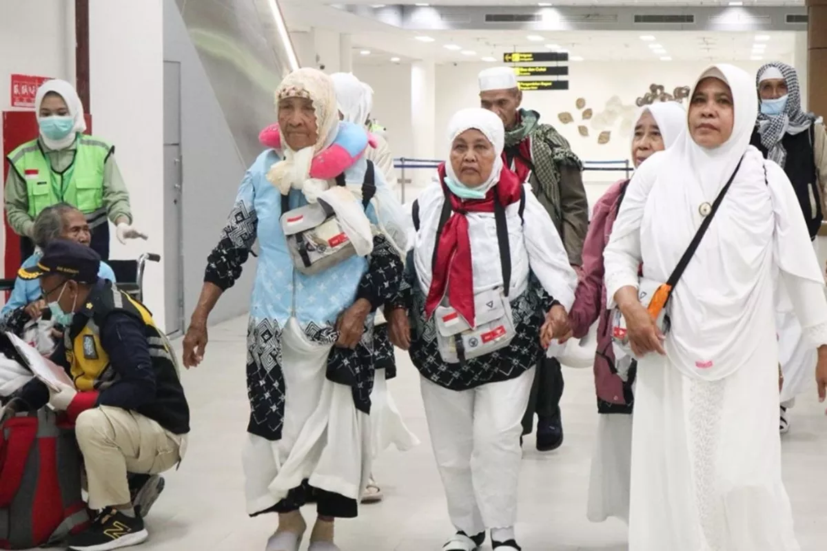 Pemulangan Haji Gelombang II Dimulai, Hampir 100 Ribu Jemaah Sudah Tiba di Indonesia