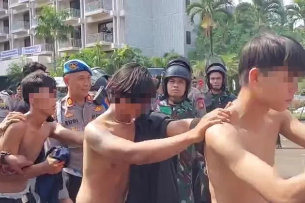 Ricuh Eksekusi Lahan Eks Hotel Sultan, 29 Orang Terluka