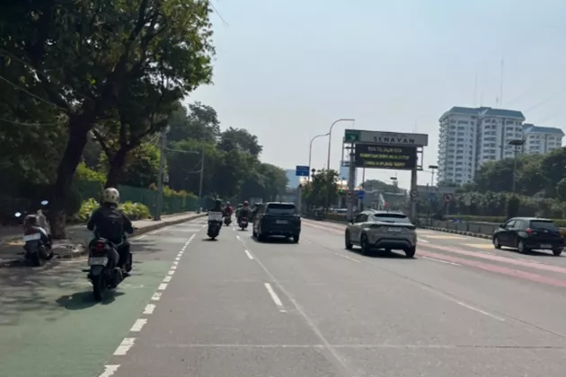 Jelang Demo BEM Trisakti, Lalu Lintas di Sekitar DPR Masih Ramai Lancar