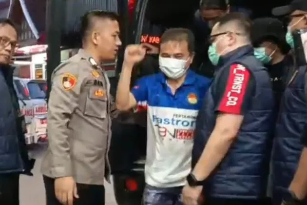 Roy Suryo dan Dokter Tifa Jalani Pemeriksaan Kesehatan di RS Polri Usai Penangkapan