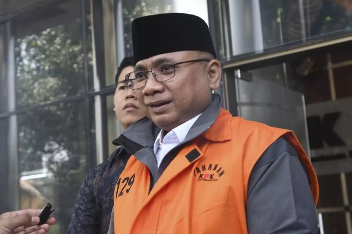KPK Tangguhkan Sementara Penahanan Yaqut Cholil Qoumas karena Sakit Pencernaan
