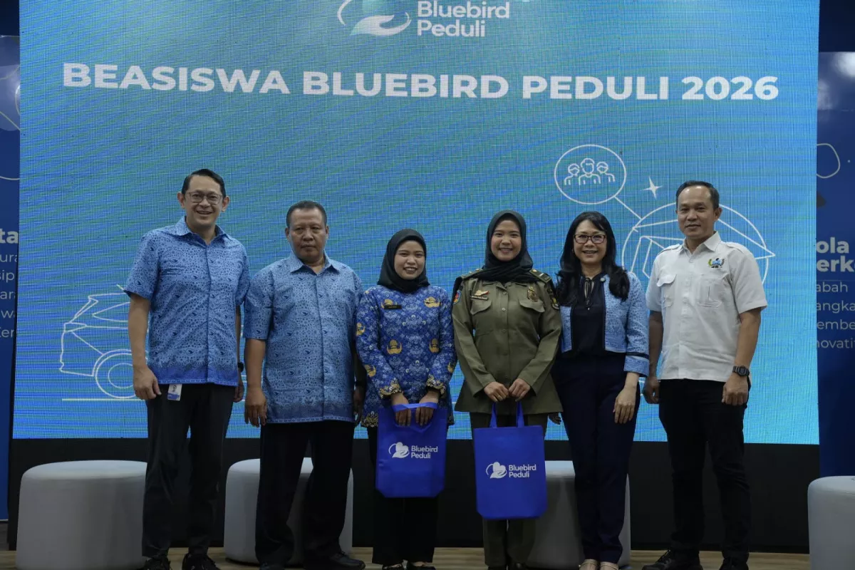 Beasiswa Bluebird Peduli Buka Jalan Pendidikan Anak Pengemudi hingga Jadi ASN