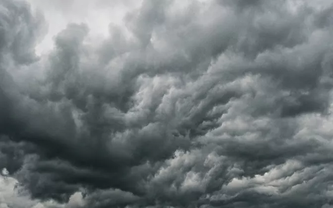 Prakiraan Cuaca BMKG Hari Ini: Indonesia Didominasi Berawan hingga Awan Tebal 