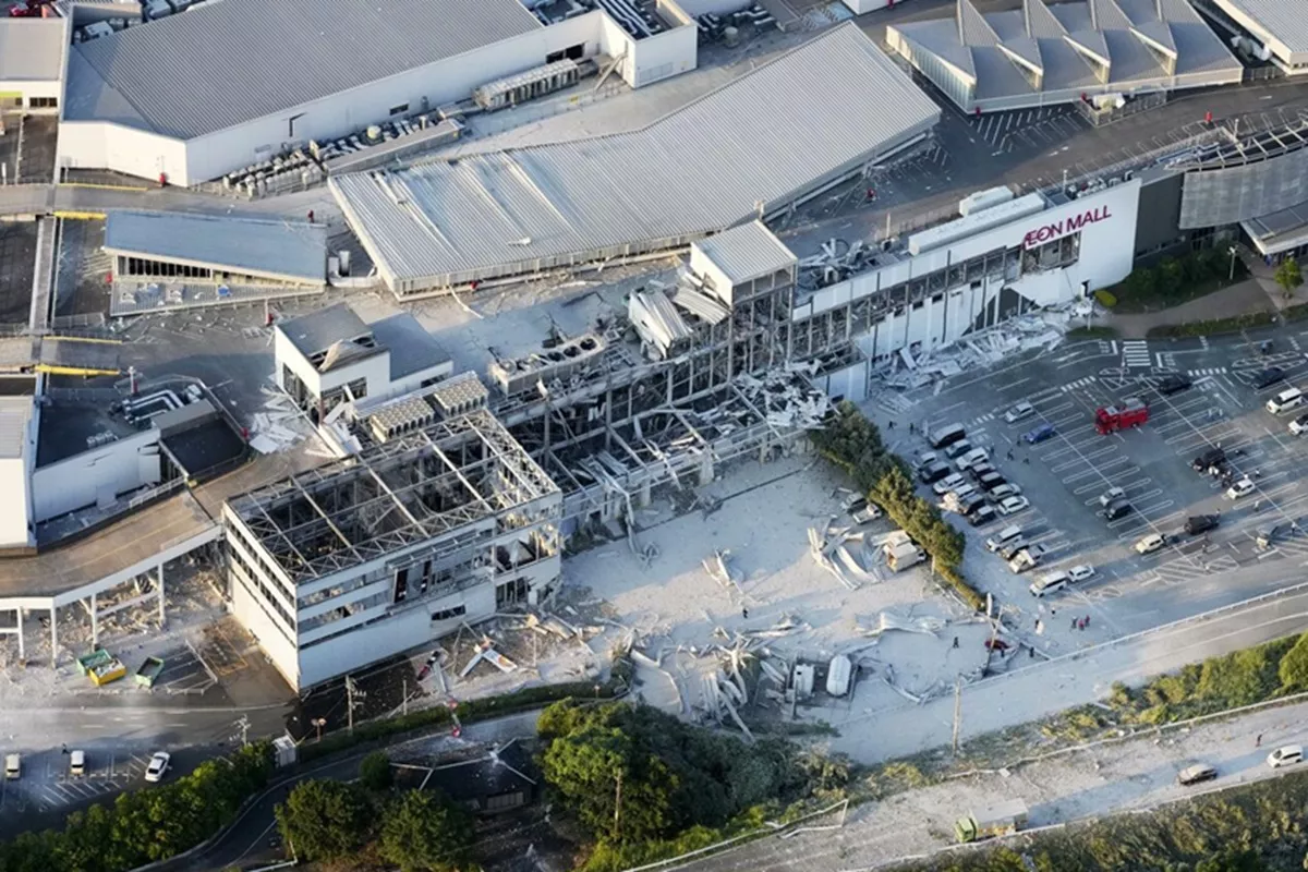 Gempa Magnitudo 7,1 Guncang Prefektur Kumamoto: Picu Ledakan di Aeon Mall, Puluhan Orang Terjebak!