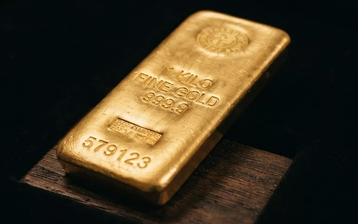 Harga Emas Antam Hari Ini Naik Rp50.000, Tembus Rp2,67 Juta per Gram