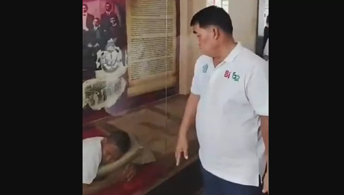 Viral! Gubernur Sulut Pergoki Warga Tidur di Etalase Kaca Gedung Bersejarah Manado