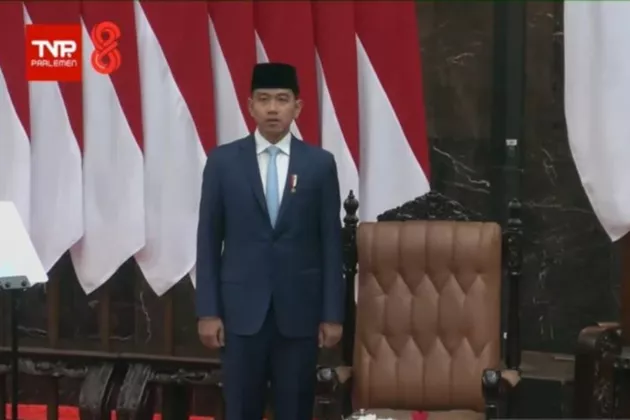 Pakai Jas Slim Fit di Sidang Tahunan MPR, Penampilan Gibran Dipuji Pengamat Mode!