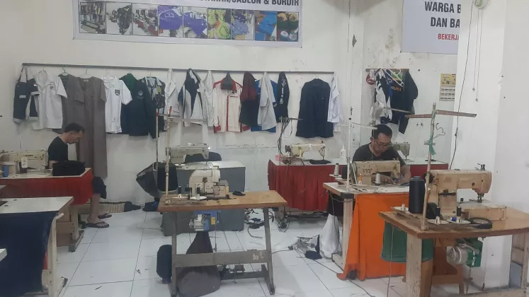 Dari Balik Lapas ke Mesin Jahit: Eks Napi Garut Bangkit Rintis Konveksi
