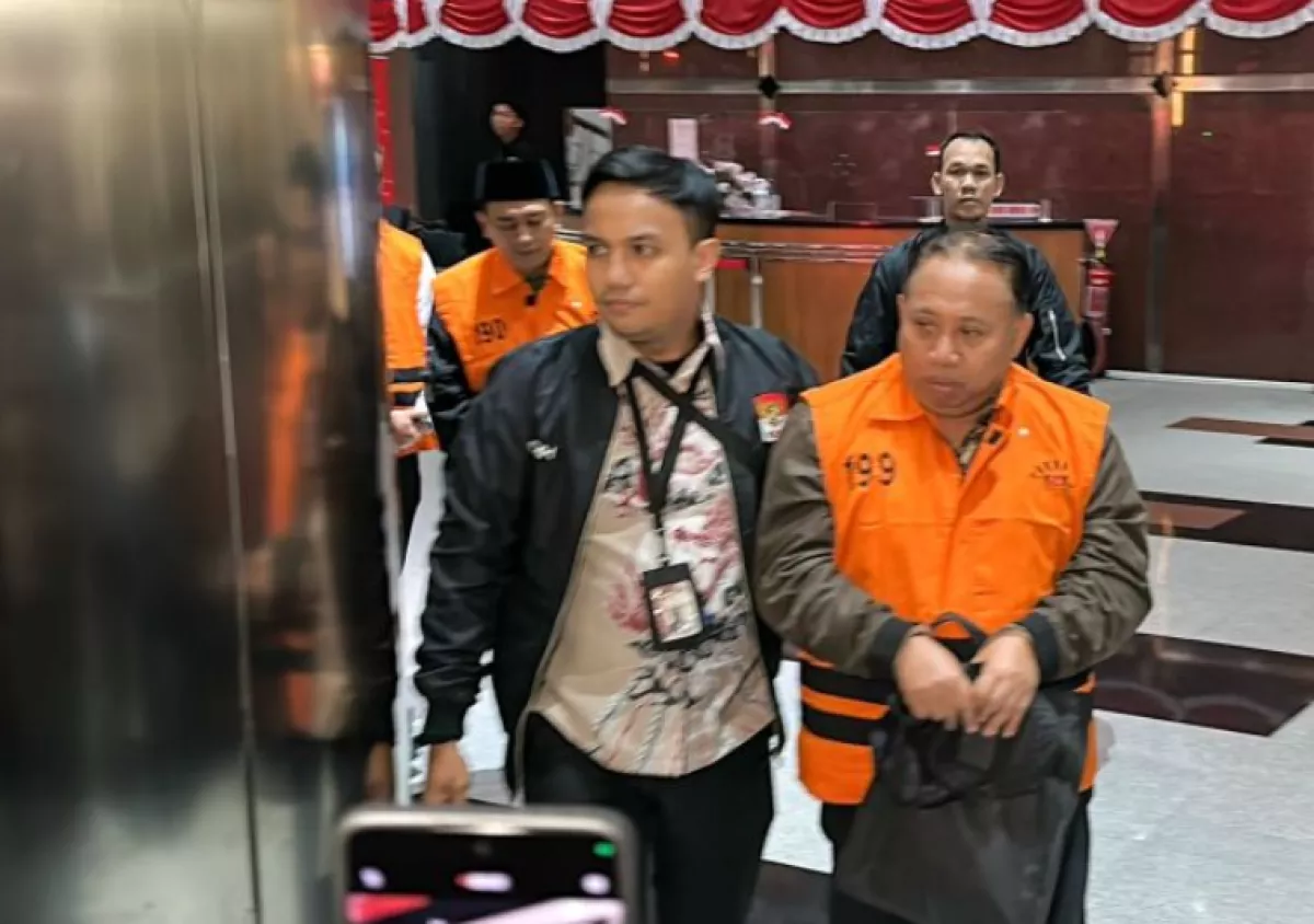 KPK Tetapkan Rektor Unsoed dan Lima Orang sebagai Tersangka Korupsi Penerimaan Mahasiswa