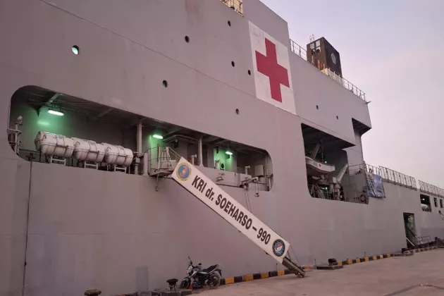 KRI dr Soeharso Dikerahkan ke NTT, Bawa Bantuan Medis dan Oksigen untuk Korban Gempa