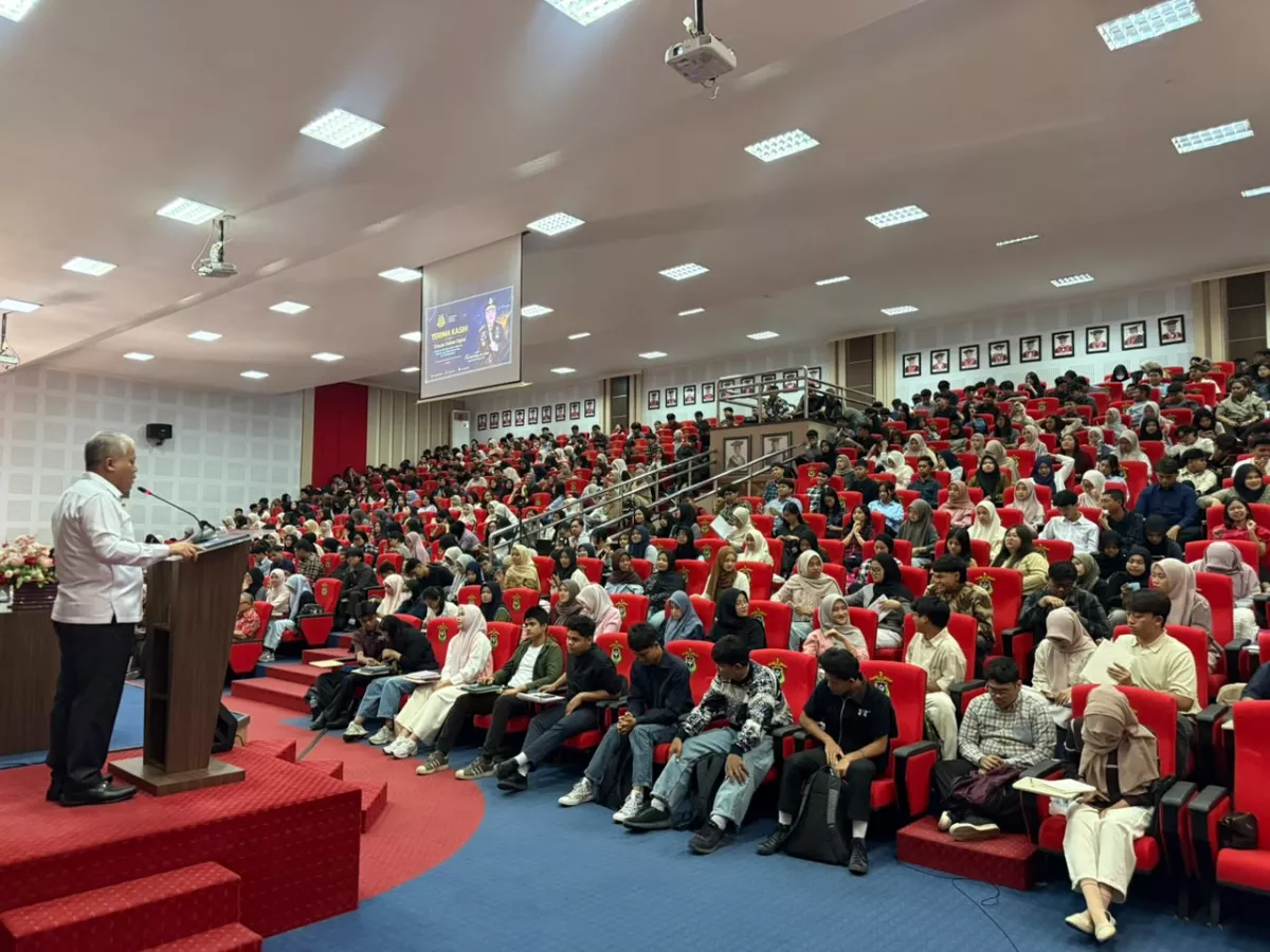 Kuliah Umum di Unhas, Kabadiklat Kejaksaan Kenalkan Konsep “Trisula Hukum Digital”