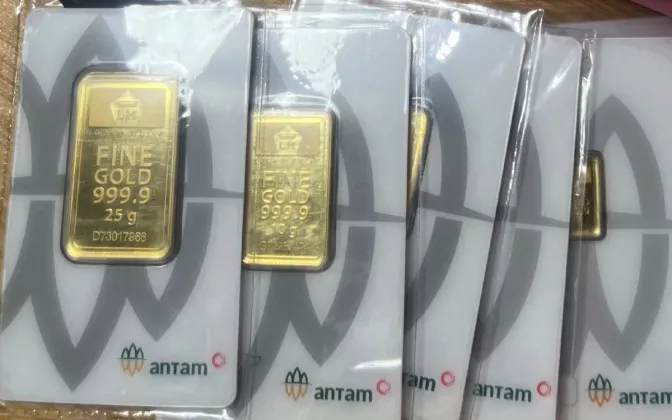 Turun Rp5.000 per Gram, Ini Daftar Lengkap Harga Emas Antam Terbaru