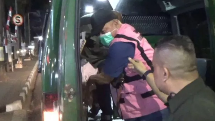 Kejari Tahan Eks Kepala Kesbangpol Sumedang, Kerugian Negara Capai Rp1,1 Miliar