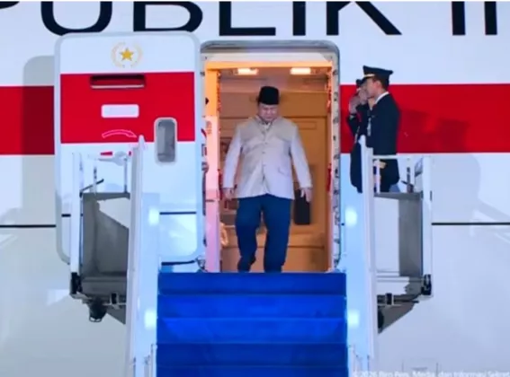 Prabowo Tiba di Jakarta Usai Bertemu Putin di Rusia