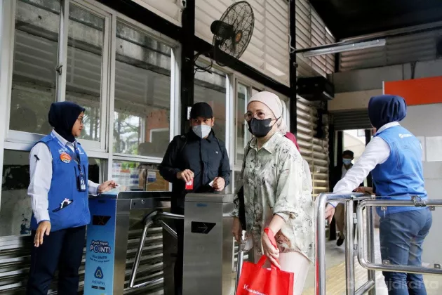 Abu Vulkanik Anak Krakatau Masuk Jakarta, Pramono Minta Warga Terapkan 5M