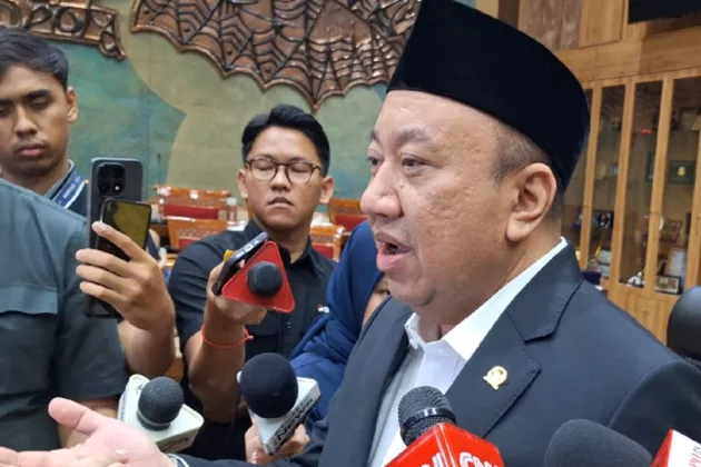 DPR Imbau PJJ Sekolah Terdampak Erupsi Gunung Anak Krakatau Diberlakukan Fleksibel