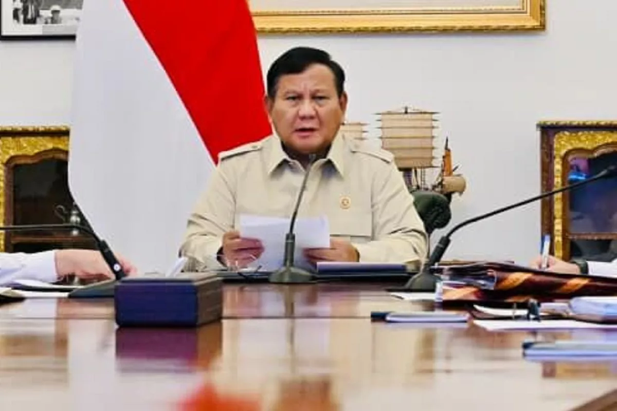 Perkuat Penanganan Karhutla, Prabowo Siapkan Kapal Induk Helikopter dan Drone