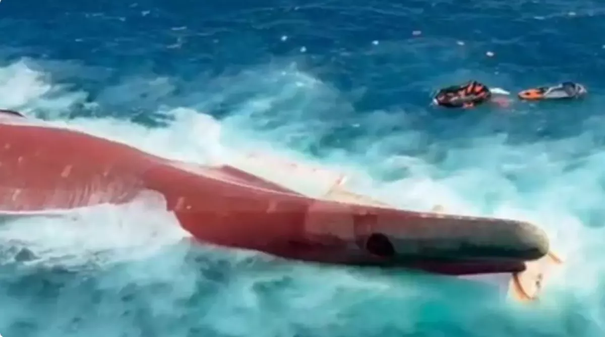 22 Korban Virgo Transport 8 Masih Tertahan di Laut, Evakuasi Terkendala Gelombang Tinggi