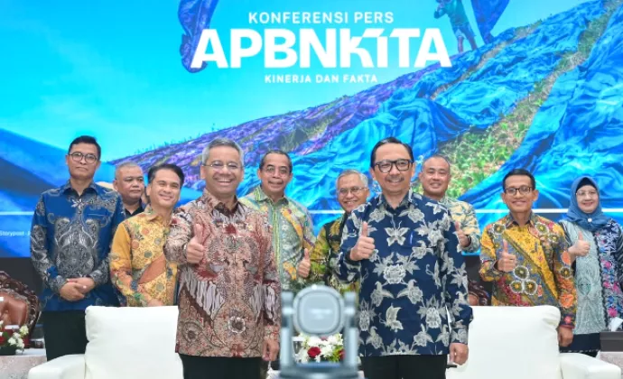 Pendapatan Negara Tembus Rp2.055 T, tapi Defisit APBN Sudah Rp240 T