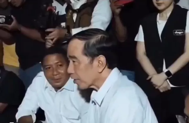 Dokter Tifa Sentil Jokowi yang Tak Hadir Sidang Dugaan Ijazah Palsu Tapi Malah Pencitraan di NTT