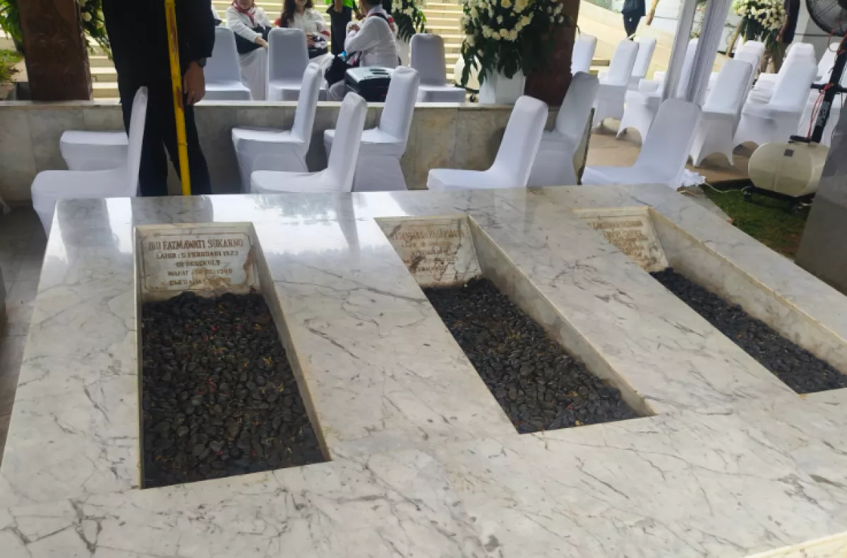 Guruh Soekarnoputra Dimakamkan di Karet Bivak, Dekat Makam Fatmawati