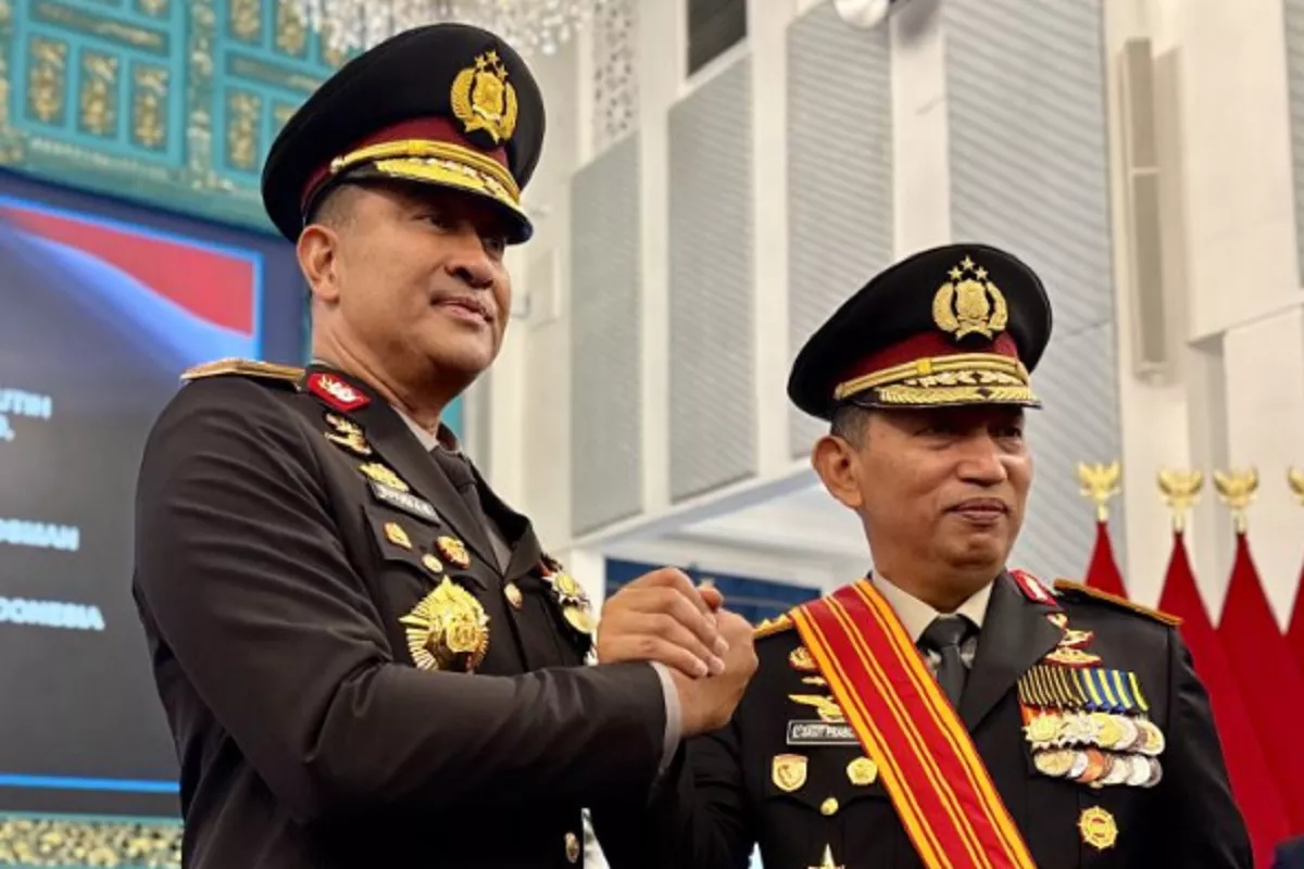 Bukan Sekadar Ucapan Selamat, Ini Pesan Listyo Sigit untuk Kapolri Baru Suyudi