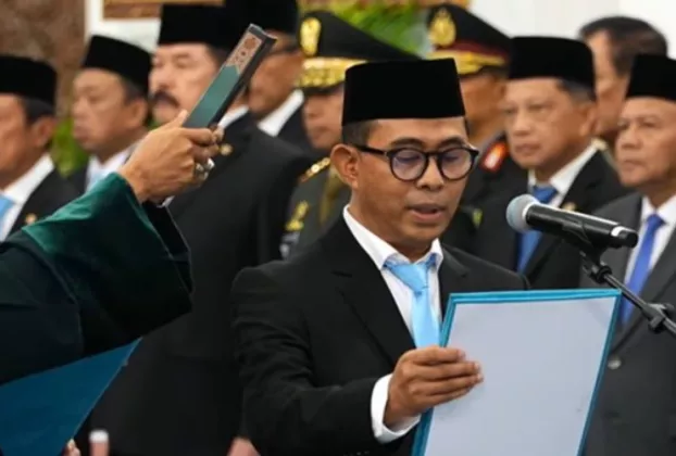 Prabowo Lantik Nuzran Joher sebagai Ketua Ombudsman RI
